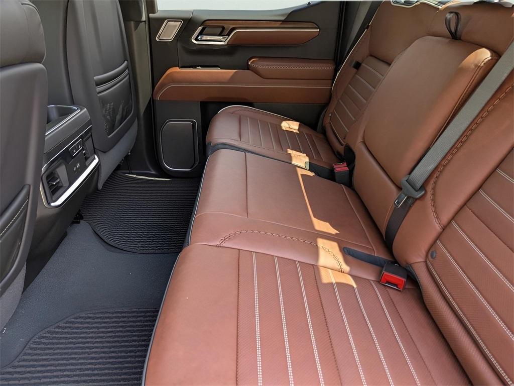 new 2025 GMC Sierra 1500 car, priced at $75,054