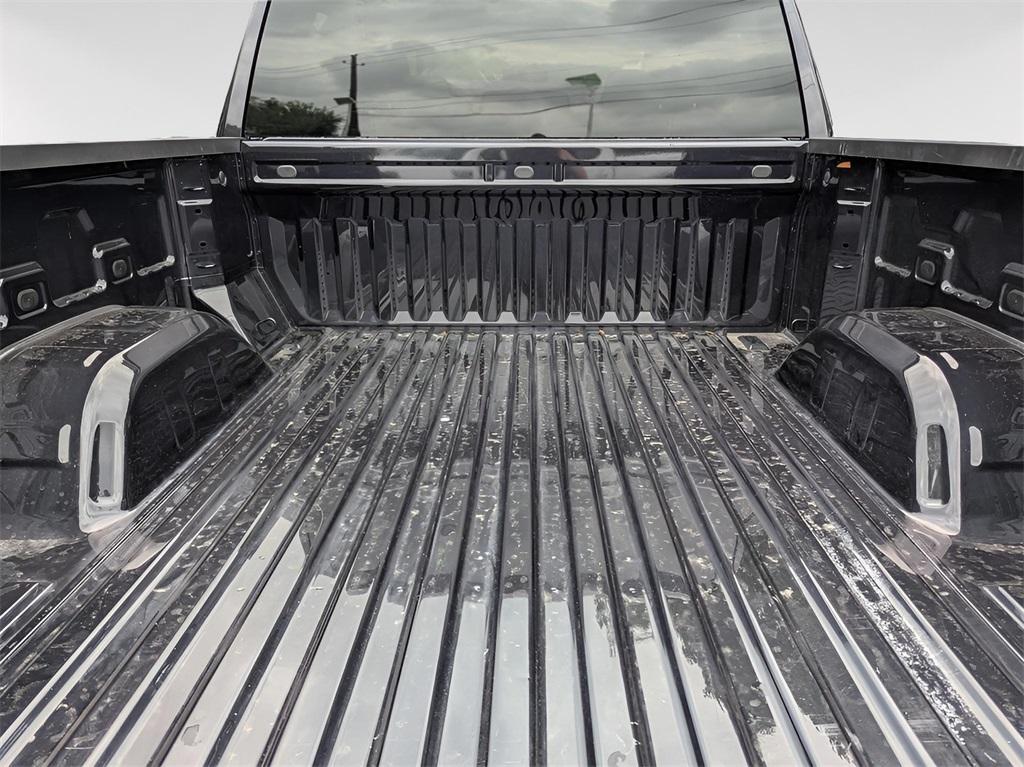new 2025 GMC Sierra 1500 car, priced at $47,490