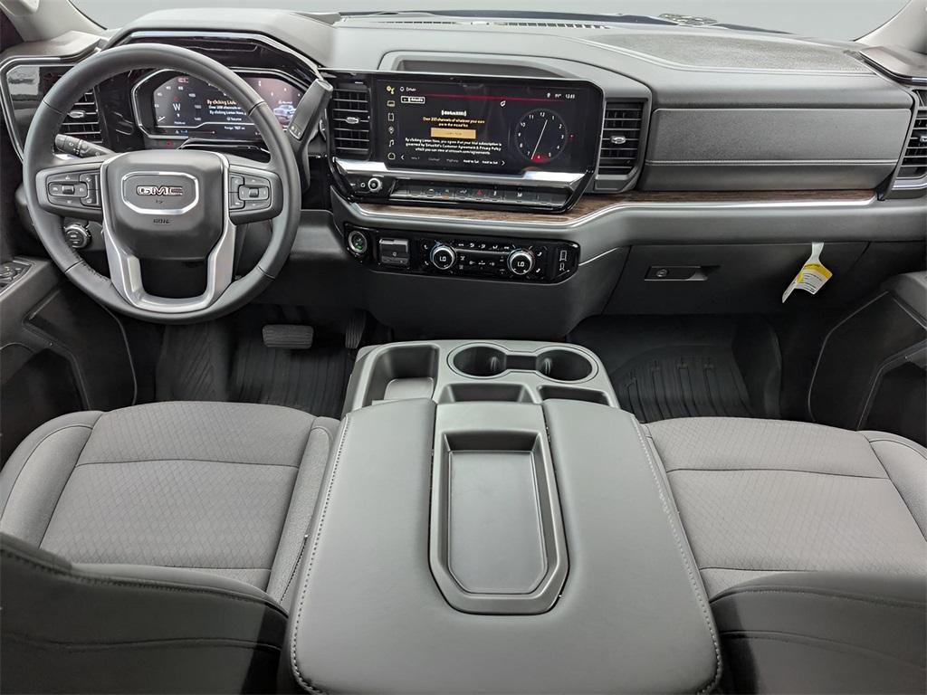 new 2025 GMC Sierra 1500 car, priced at $47,490