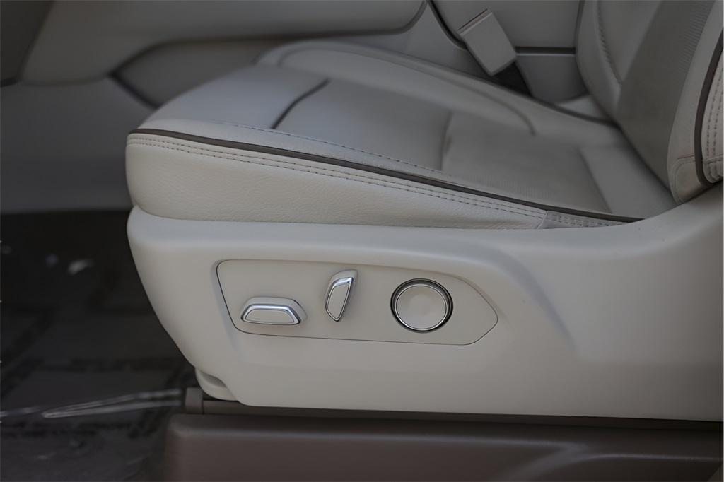 used 2021 GMC Yukon car, priced at $49,698