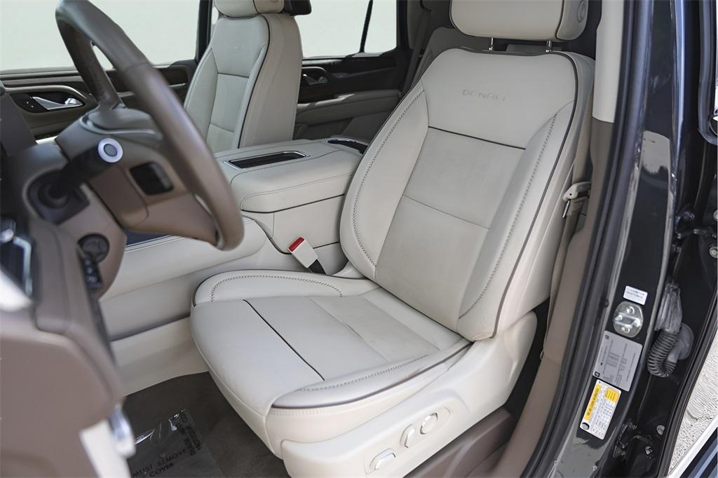 used 2021 GMC Yukon car, priced at $49,698