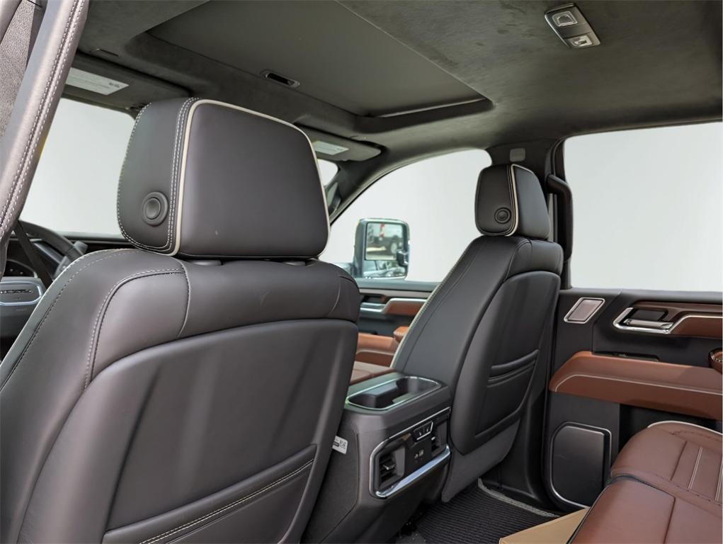 new 2025 GMC Sierra 2500 car, priced at $98,279