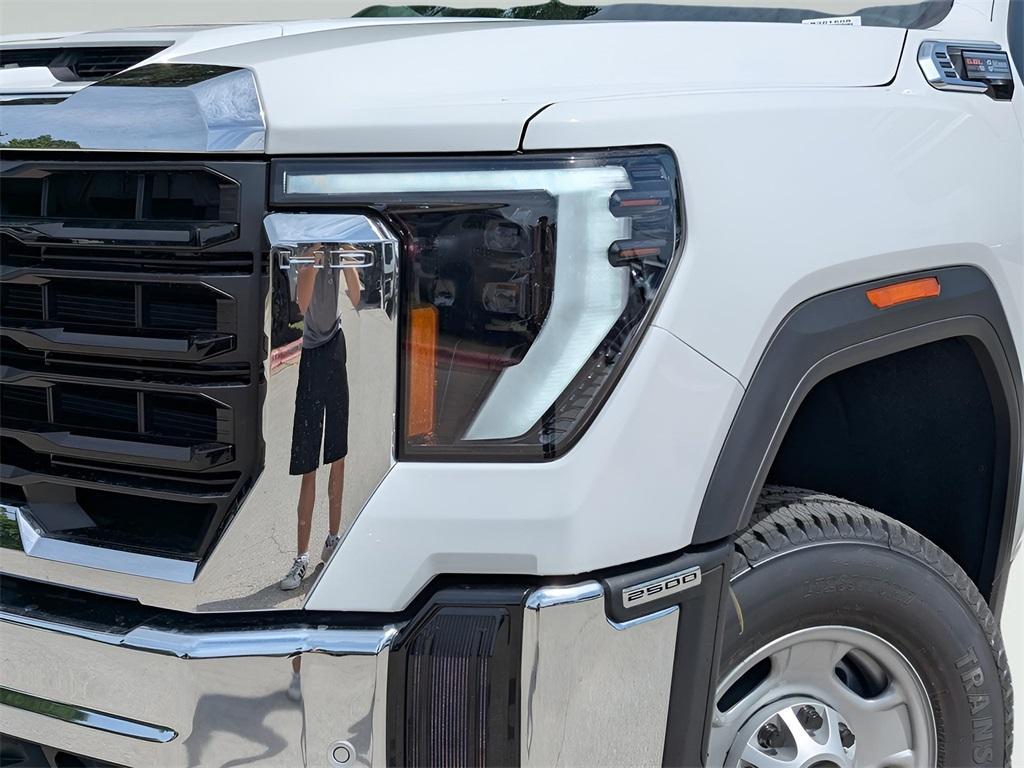 new 2025 GMC Sierra 2500 car, priced at $48,430