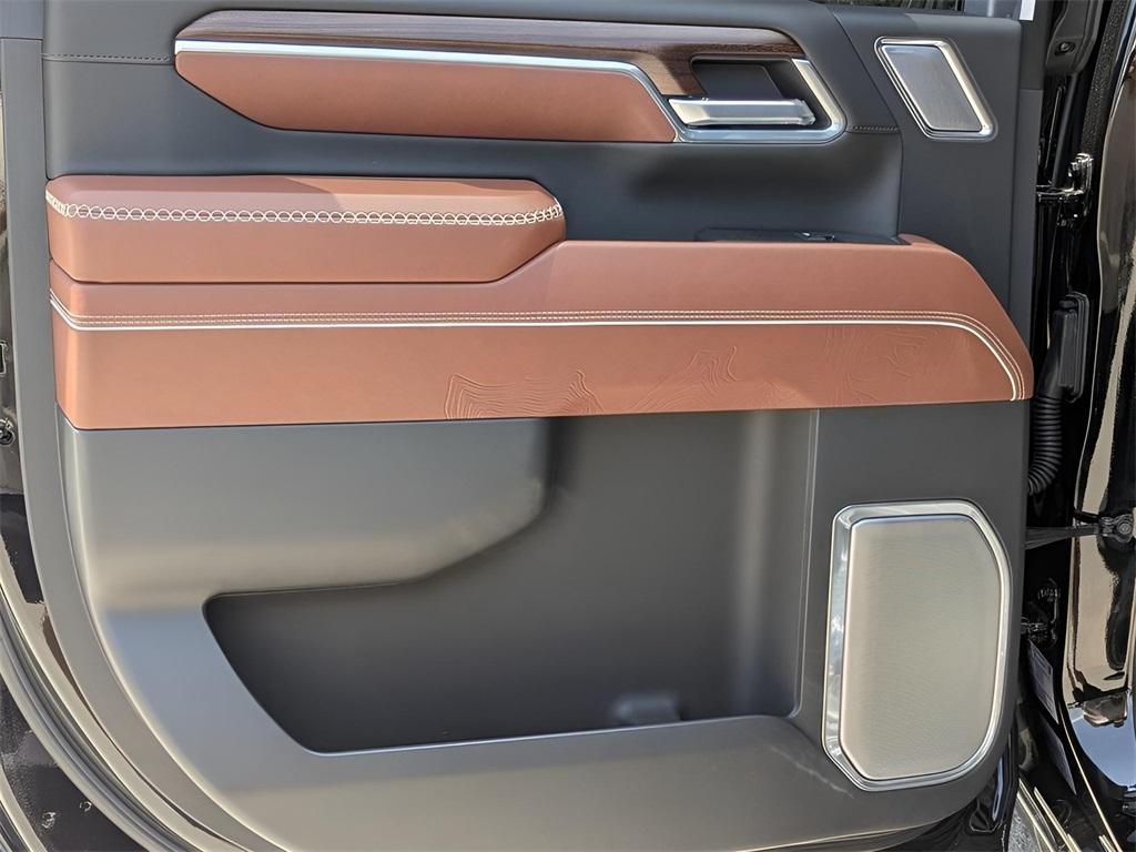 new 2025 GMC Sierra 2500 car, priced at $92,225