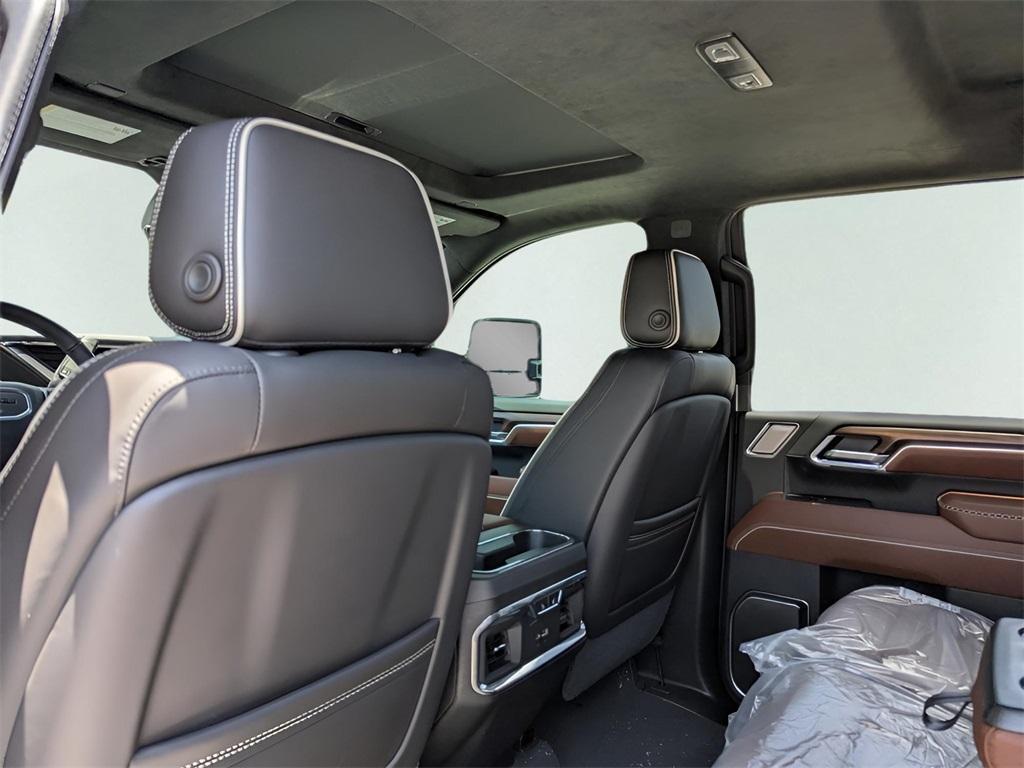 new 2025 GMC Sierra 2500 car, priced at $92,225