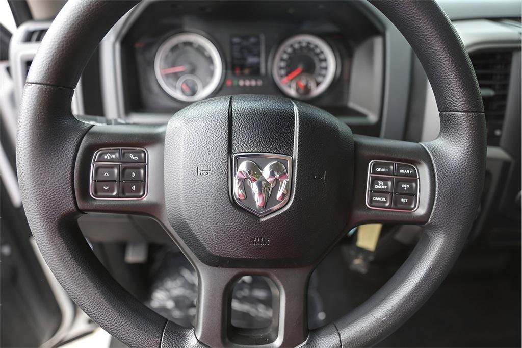 used 2020 Ram 1500 Classic car, priced at $21,900