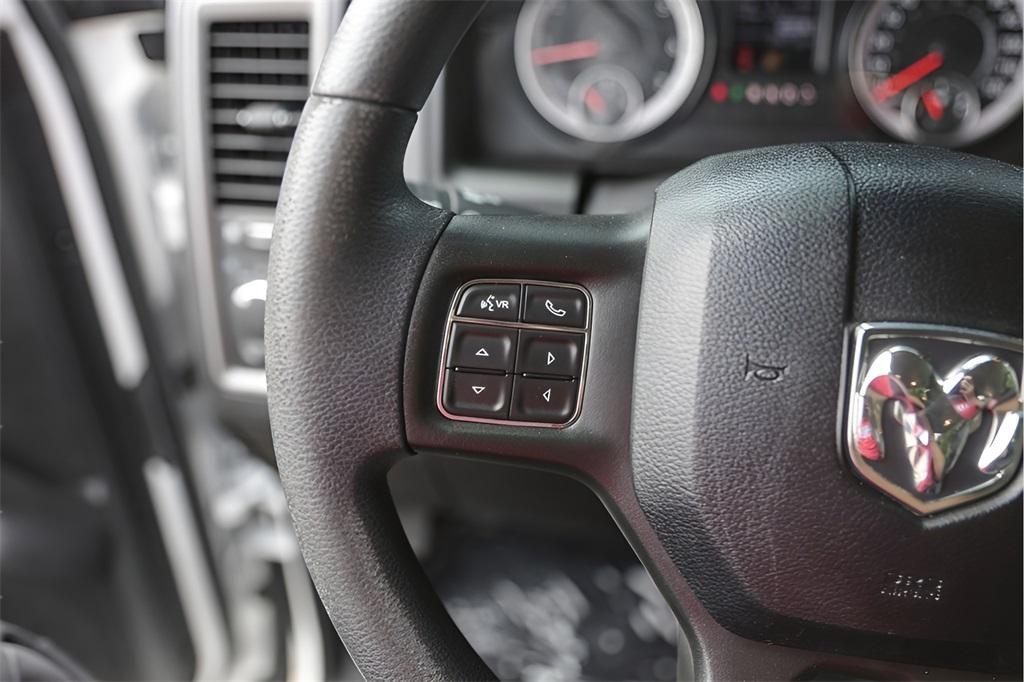 used 2020 Ram 1500 Classic car, priced at $21,900