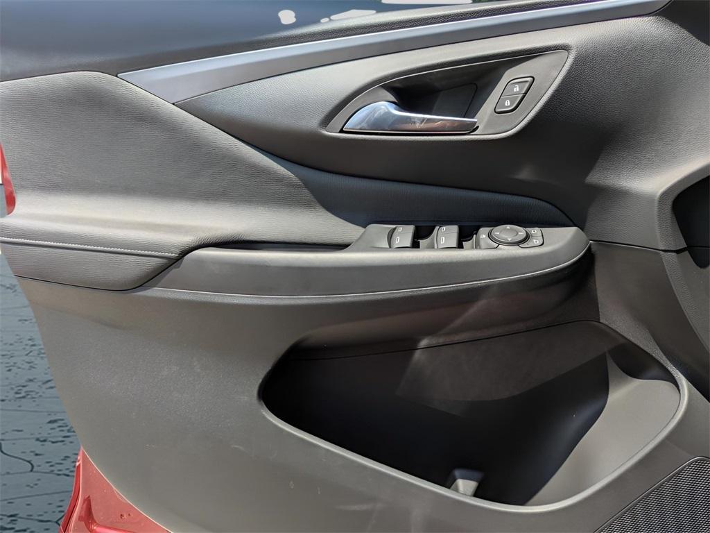 new 2025 Buick Envista car, priced at $24,355