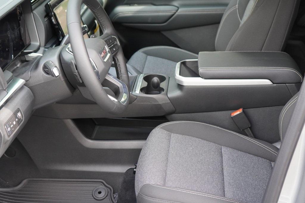 new 2026 GMC Terrain car, priced at $32,399