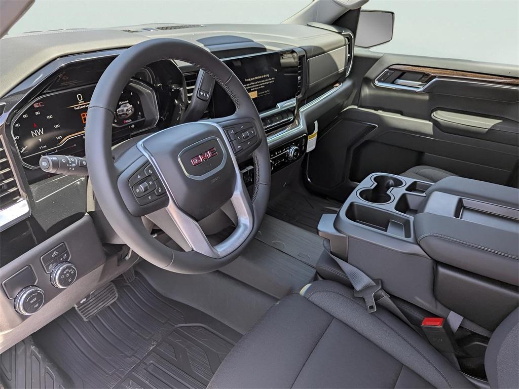 new 2025 GMC Sierra 1500 car, priced at $41,835