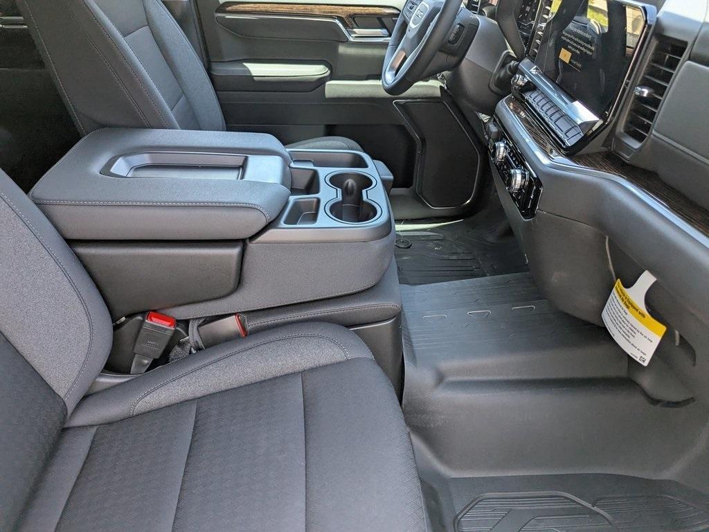 new 2025 GMC Sierra 1500 car, priced at $41,835