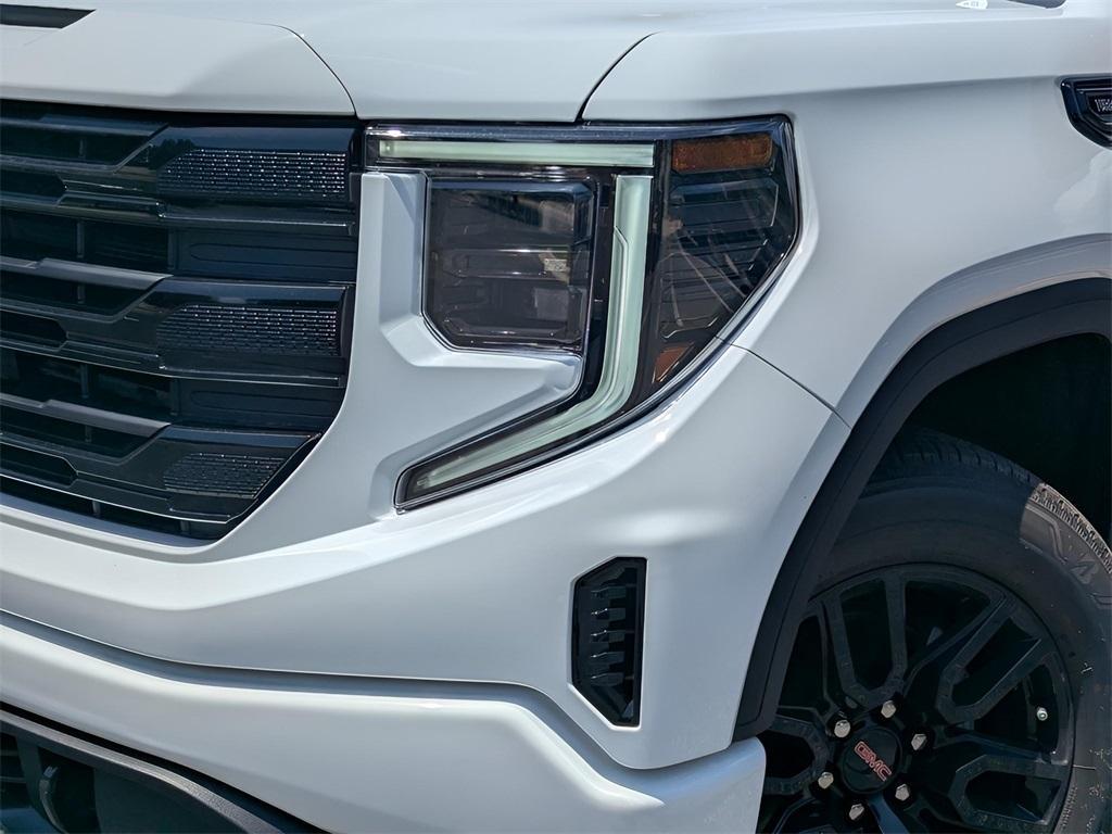 new 2025 GMC Sierra 1500 car, priced at $41,835