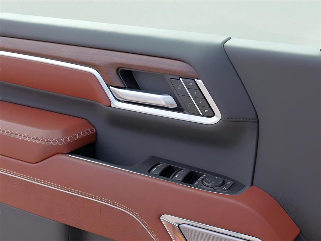 new 2026 GMC Sierra 2500 car, priced at $109,838