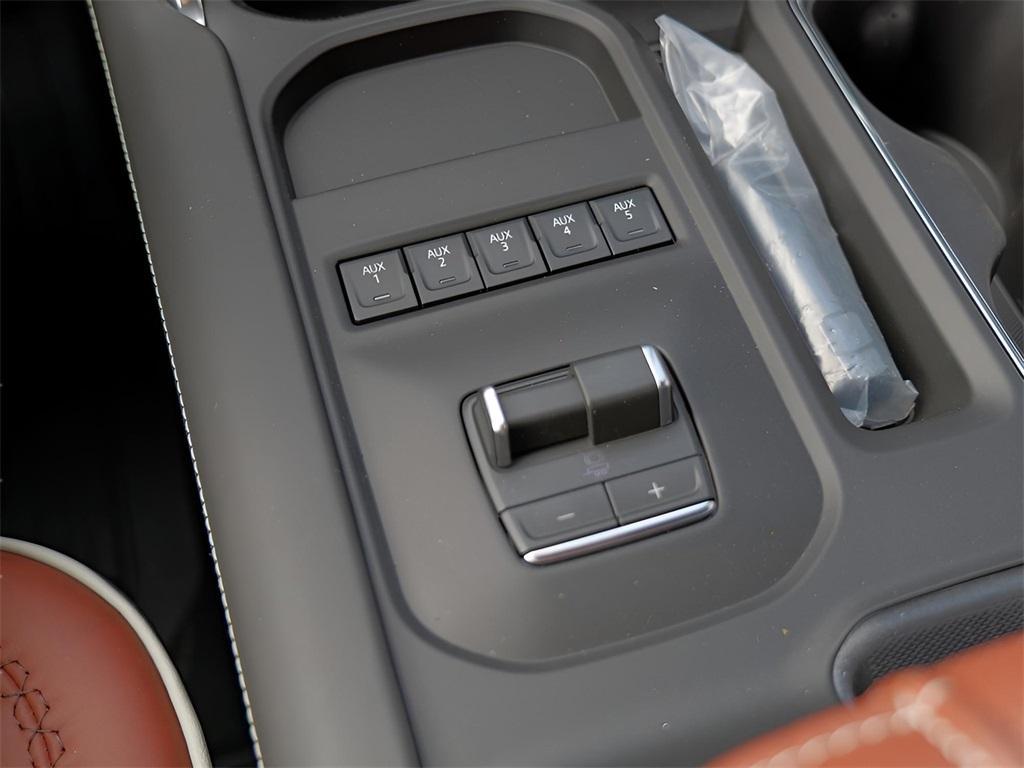 new 2026 GMC Sierra 2500 car, priced at $109,838