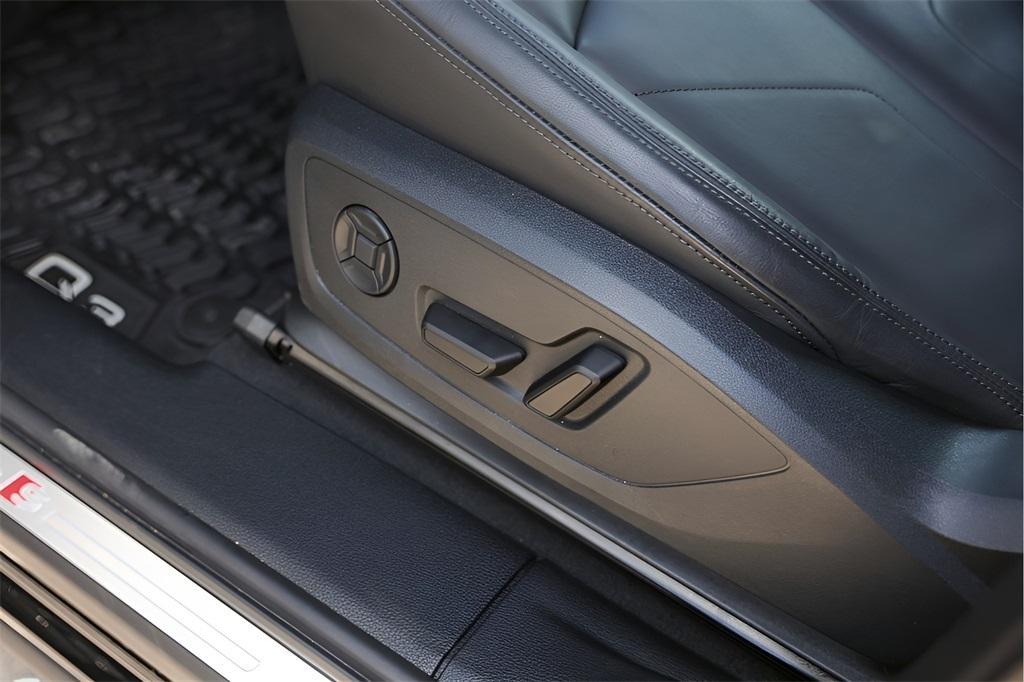 used 2024 Audi Q3 car, priced at $35,298