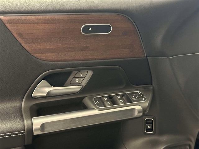 used 2022 Mercedes-Benz GLB 250 car, priced at $30,789