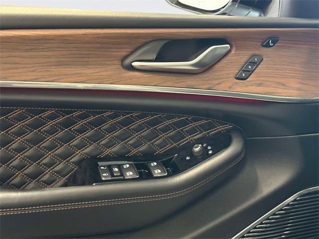 used 2022 Jeep Grand Cherokee 4xe car, priced at $35,987