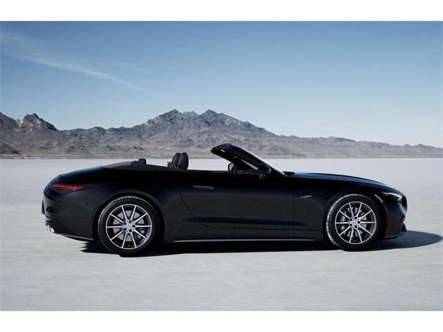 new 2025 Mercedes-Benz AMG SL 43 car, priced at $113,950