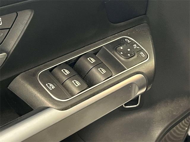 used 2022 Mercedes-Benz GLB 250 car, priced at $32,389