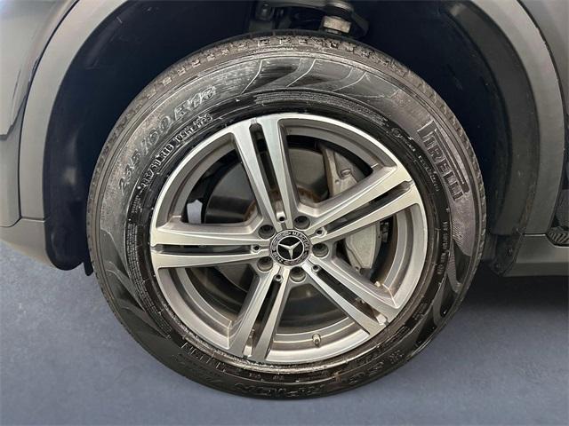 used 2022 Mercedes-Benz GLC 300 car, priced at $35,592
