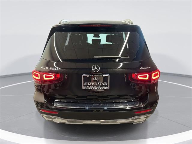 used 2022 Mercedes-Benz GLB 250 car, priced at $29,996
