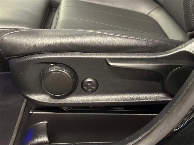 used 2022 Mercedes-Benz GLB 250 car, priced at $29,996