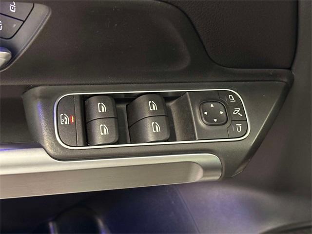 used 2022 Mercedes-Benz GLB 250 car, priced at $29,996