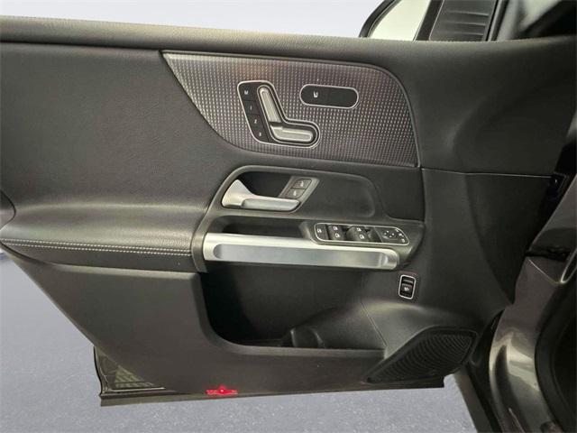 used 2021 Mercedes-Benz GLB 250 car, priced at $26,997