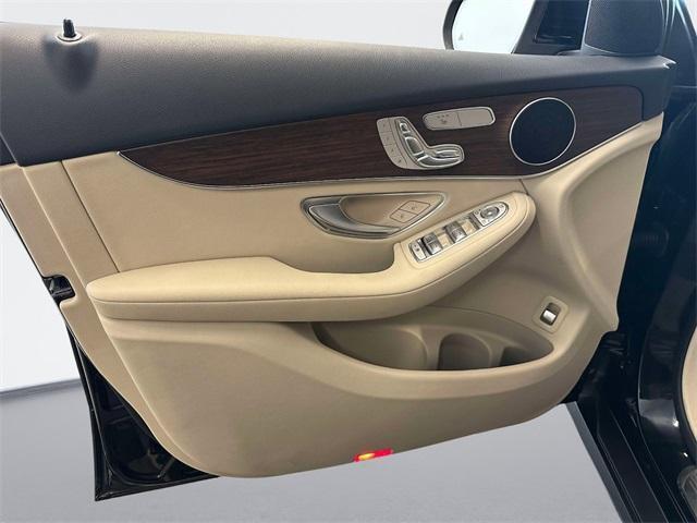 used 2022 Mercedes-Benz GLC 300 car, priced at $32,092