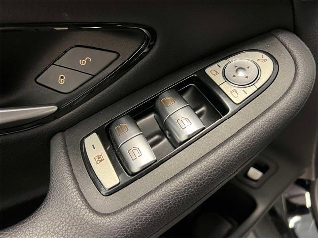 used 2022 Mercedes-Benz GLC 300 car, priced at $33,916