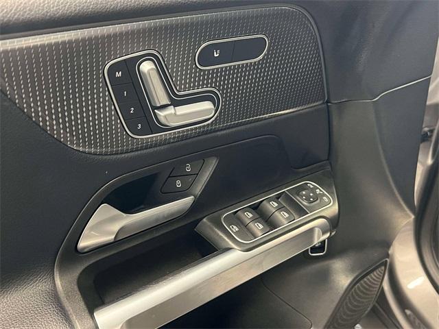 used 2021 Mercedes-Benz GLB 250 car, priced at $27,525