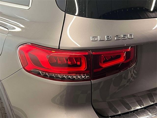 used 2021 Mercedes-Benz GLB 250 car, priced at $27,525