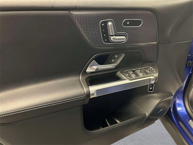 used 2021 Mercedes-Benz GLB 250 car, priced at $29,280