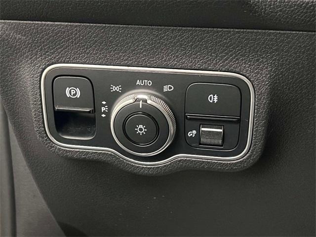 used 2022 Mercedes-Benz GLB 250 car, priced at $32,661