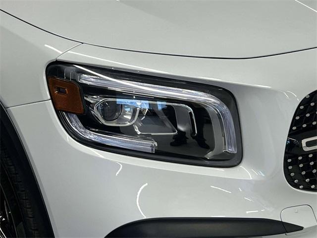 used 2022 Mercedes-Benz GLB 250 car, priced at $32,661