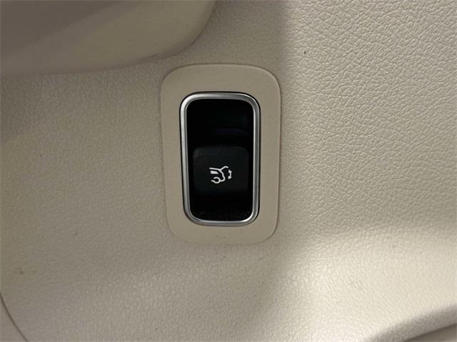 used 2022 Mercedes-Benz GLA 250 car, priced at $29,073
