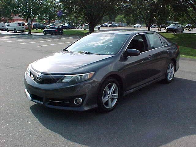 used 2014 Toyota Camry car, priced at $12,499