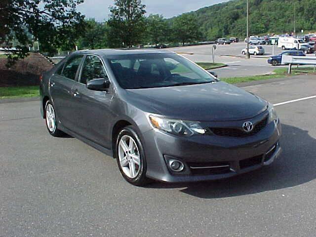 used 2014 Toyota Camry car, priced at $12,499