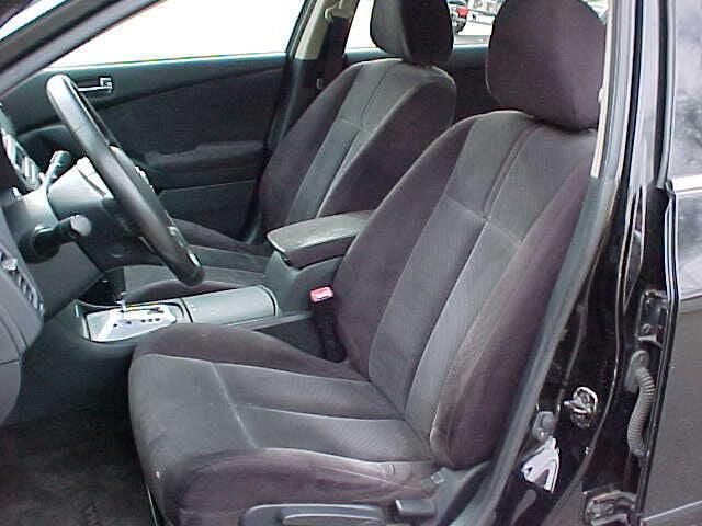 used 2009 Nissan Altima car, priced at $7,199