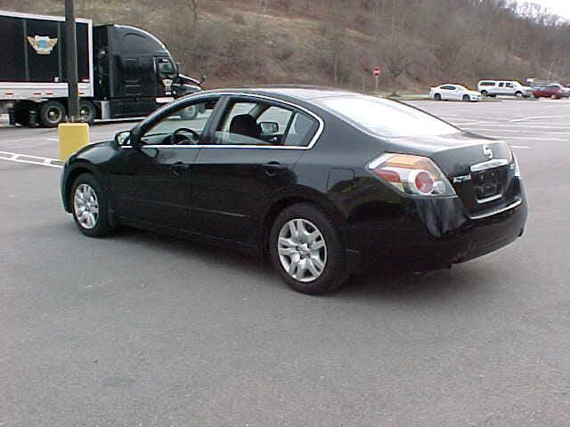 used 2009 Nissan Altima car, priced at $7,199