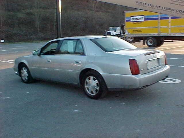 used 2005 Cadillac DeVille car, priced at $7,199