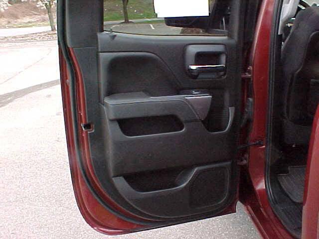 used 2014 Chevrolet Silverado 1500 car, priced at $21,999