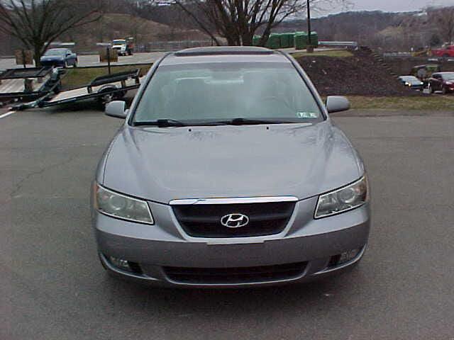 used 2007 Hyundai Sonata car, priced at $10,999