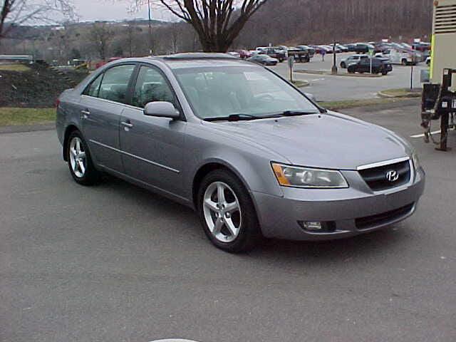 used 2007 Hyundai Sonata car, priced at $10,999