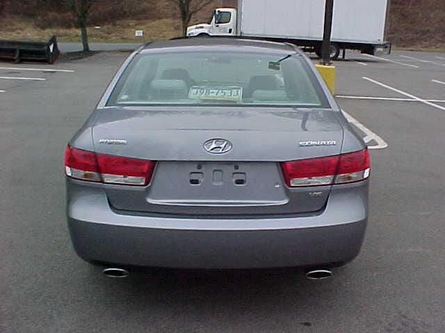 used 2007 Hyundai Sonata car, priced at $10,999