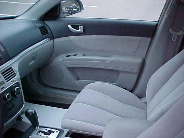 used 2007 Hyundai Sonata car, priced at $10,999