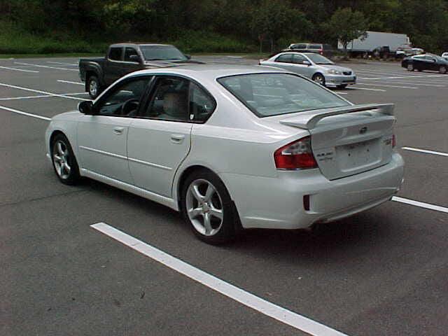 used 2009 Subaru Legacy car, priced at $9,999