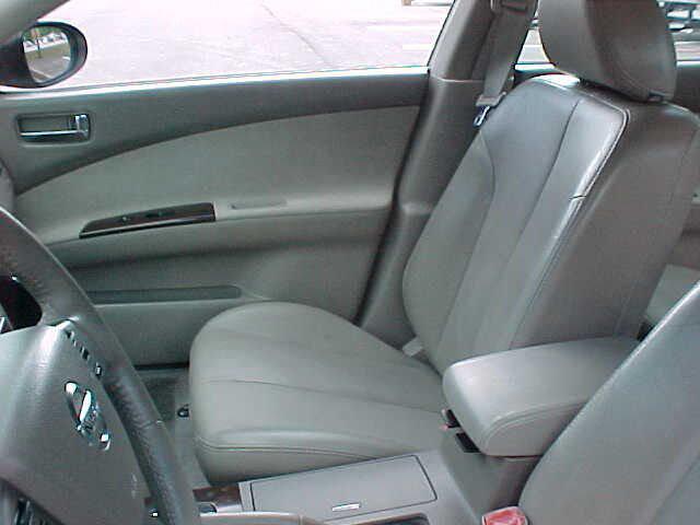 used 2006 Nissan Altima car, priced at $7,599