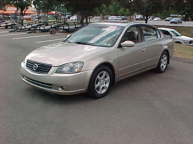 used 2006 Nissan Altima car, priced at $7,599