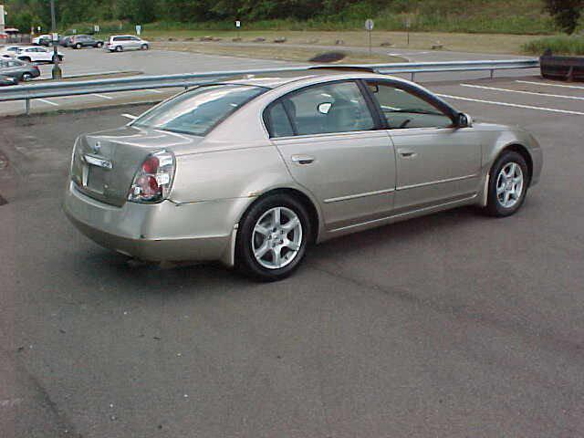 used 2006 Nissan Altima car, priced at $7,599